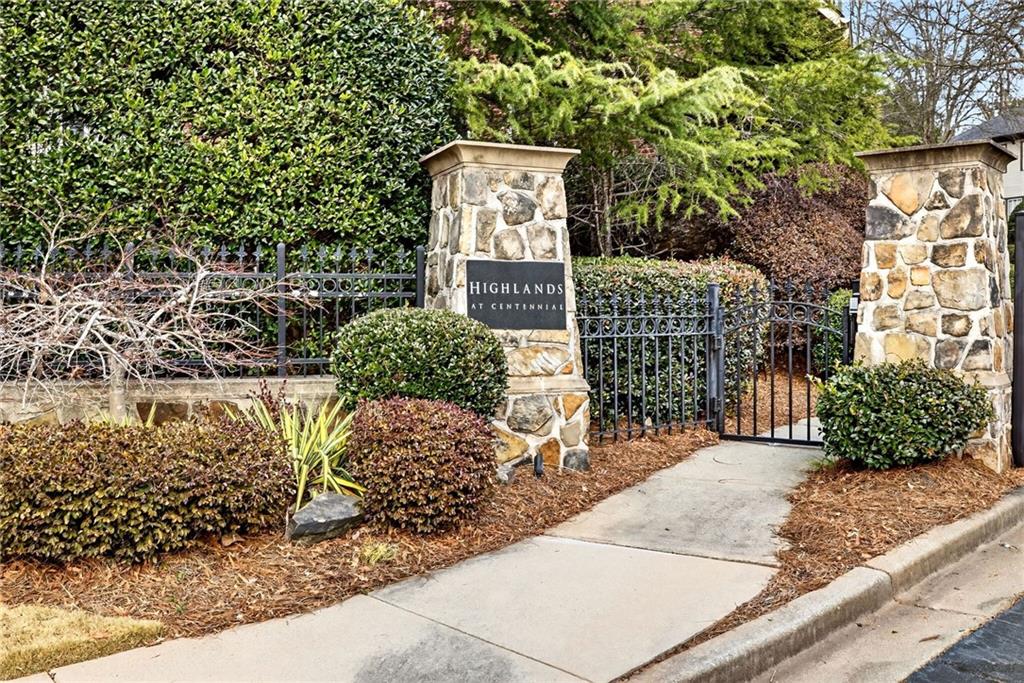 455 High Pointe Trail