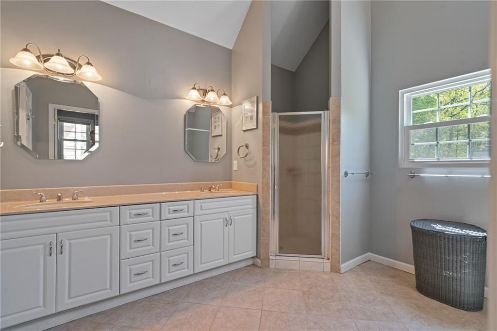 4423 Windsor Oaks Circle