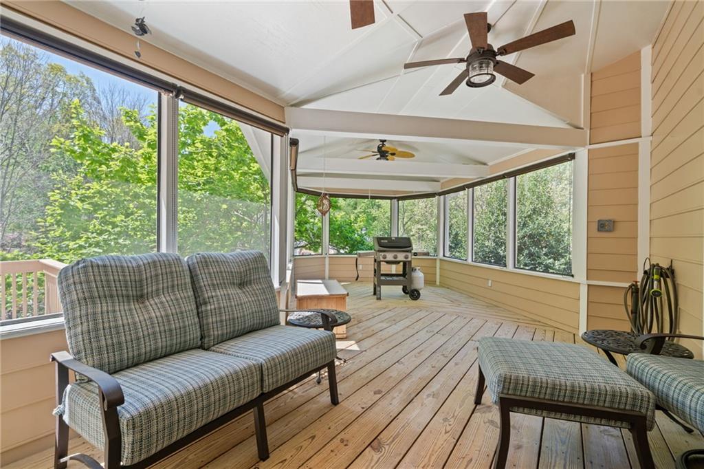 4423 Windsor Oaks Circle