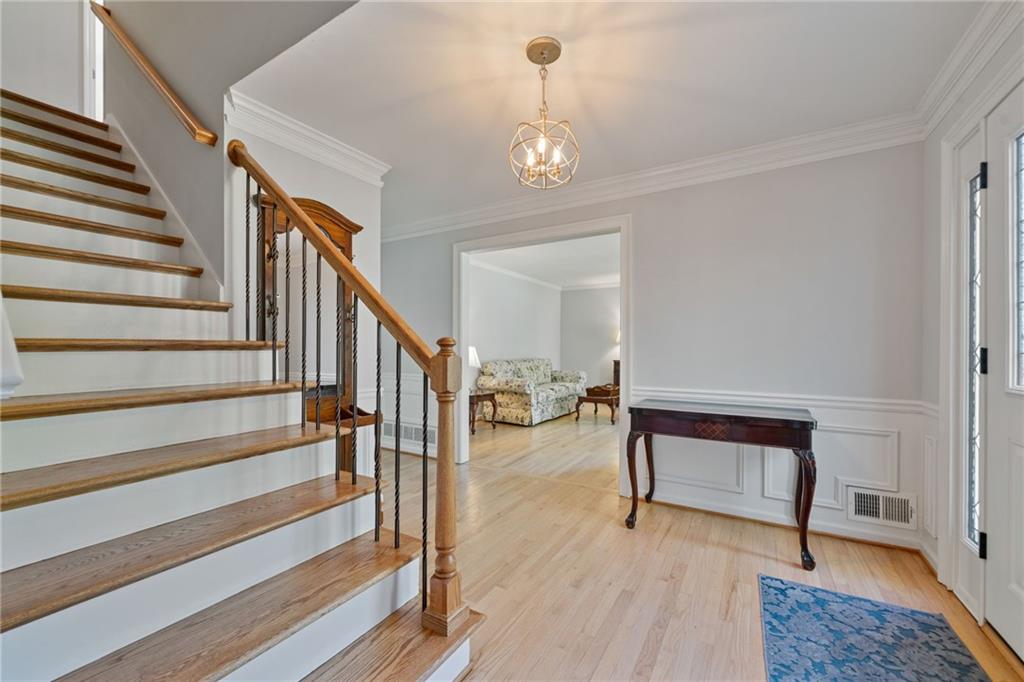 4423 Windsor Oaks Circle