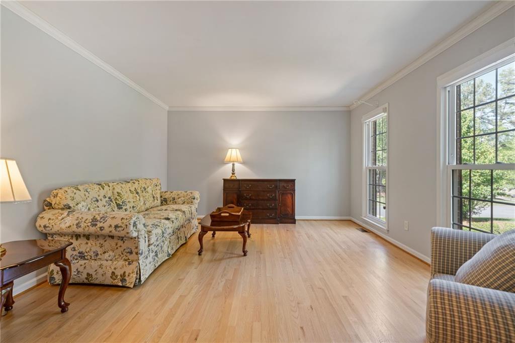 4423 Windsor Oaks Circle