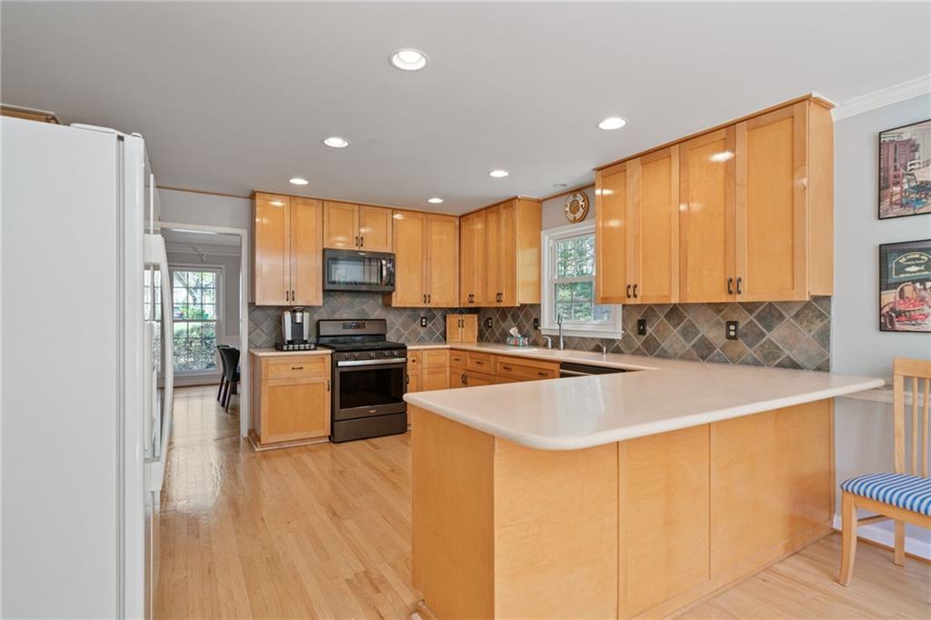 4423 Windsor Oaks Circle