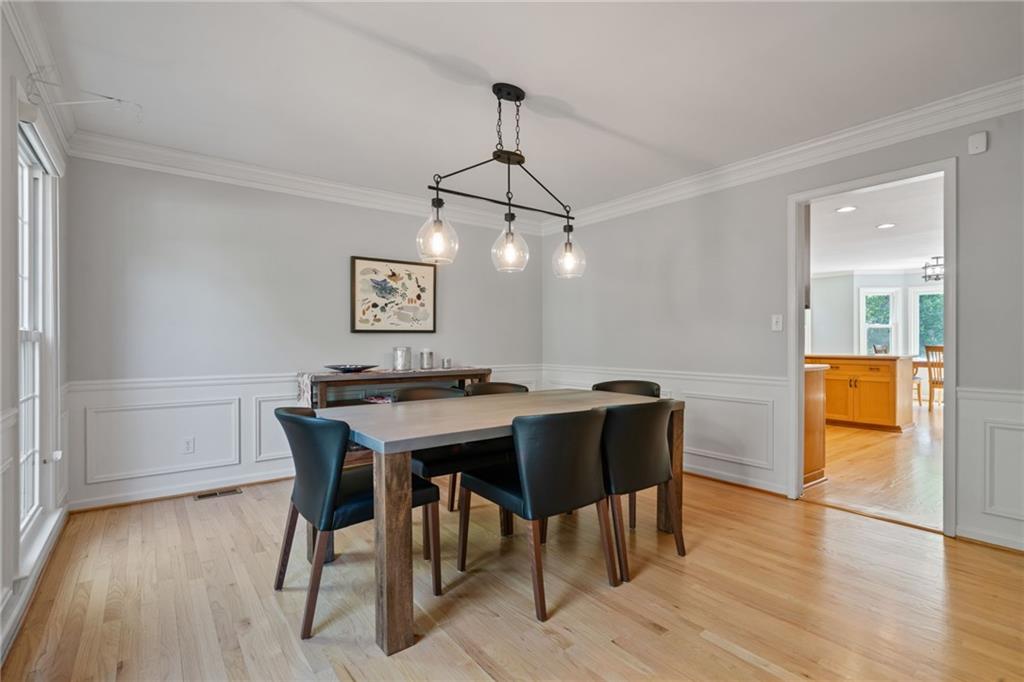 4423 Windsor Oaks Circle