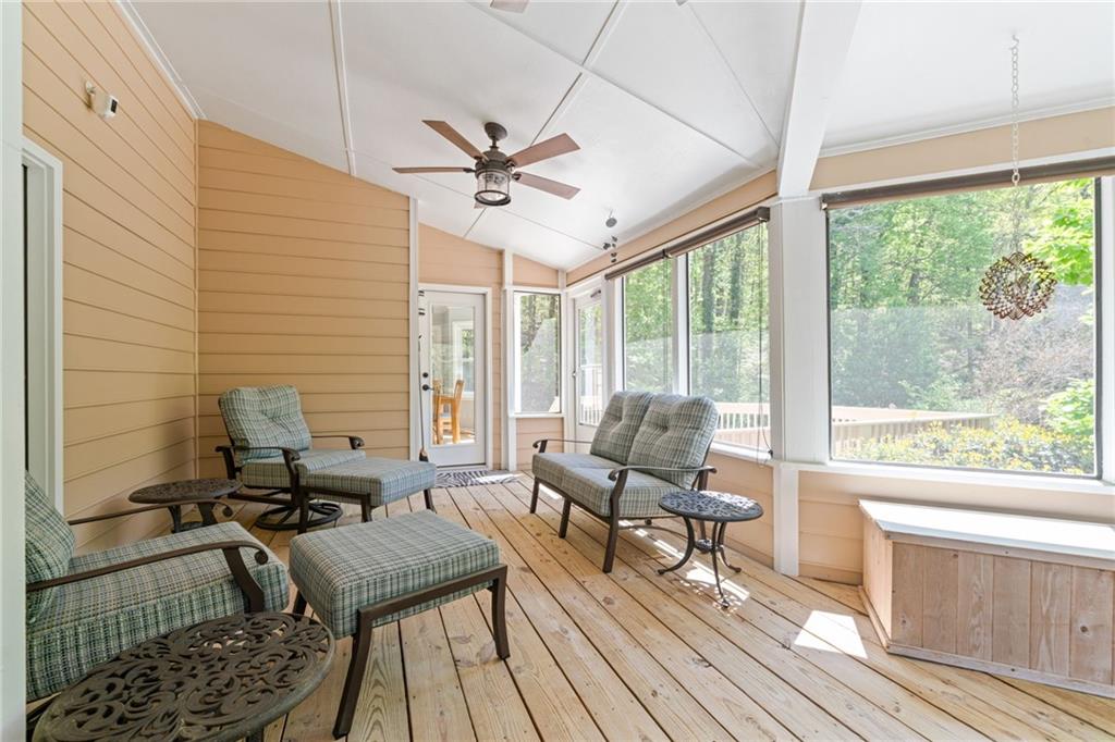 4423 Windsor Oaks Circle