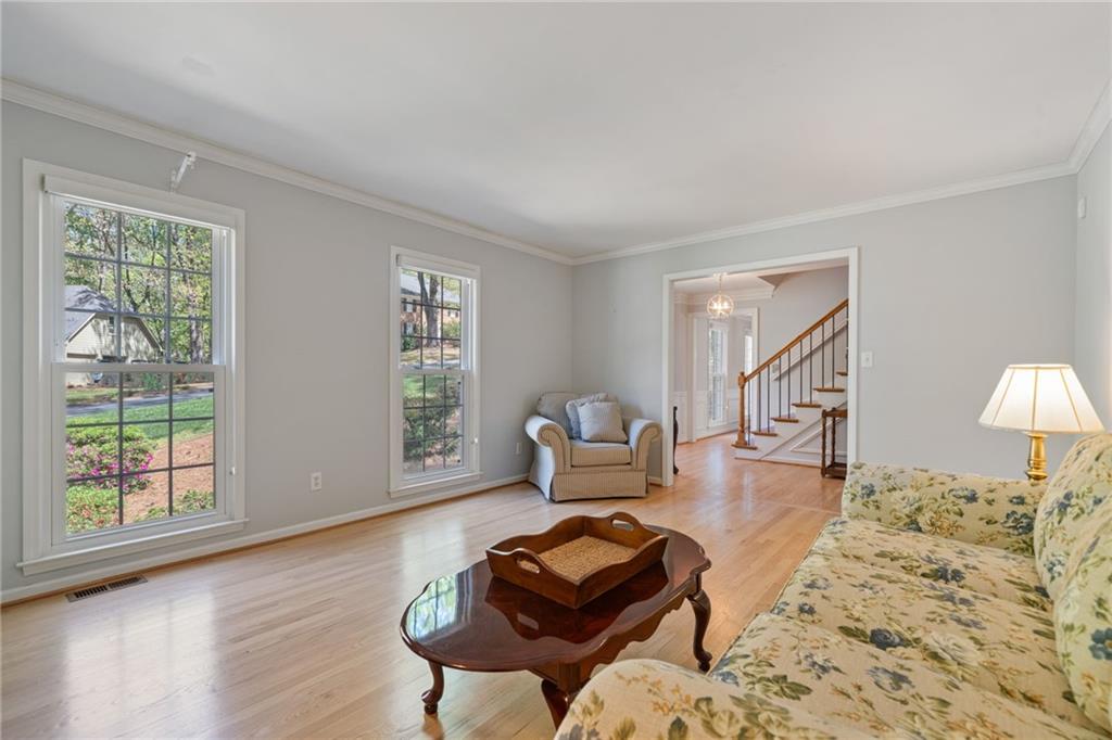 4423 Windsor Oaks Circle
