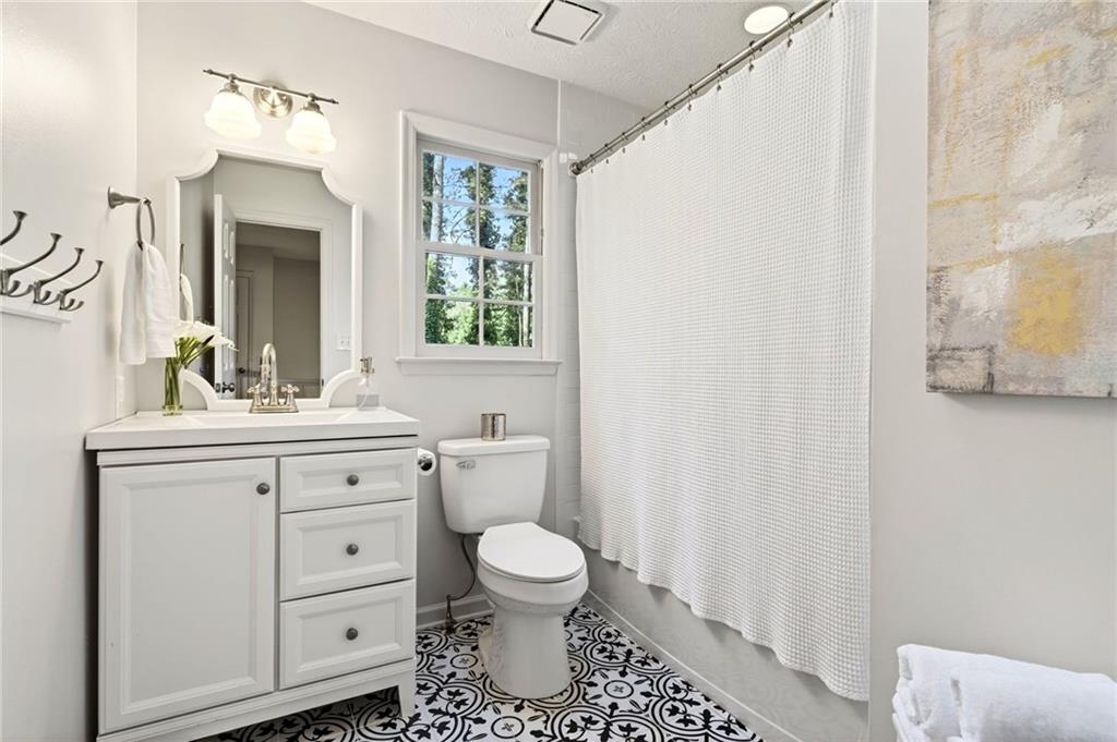 16140 Henderson Road