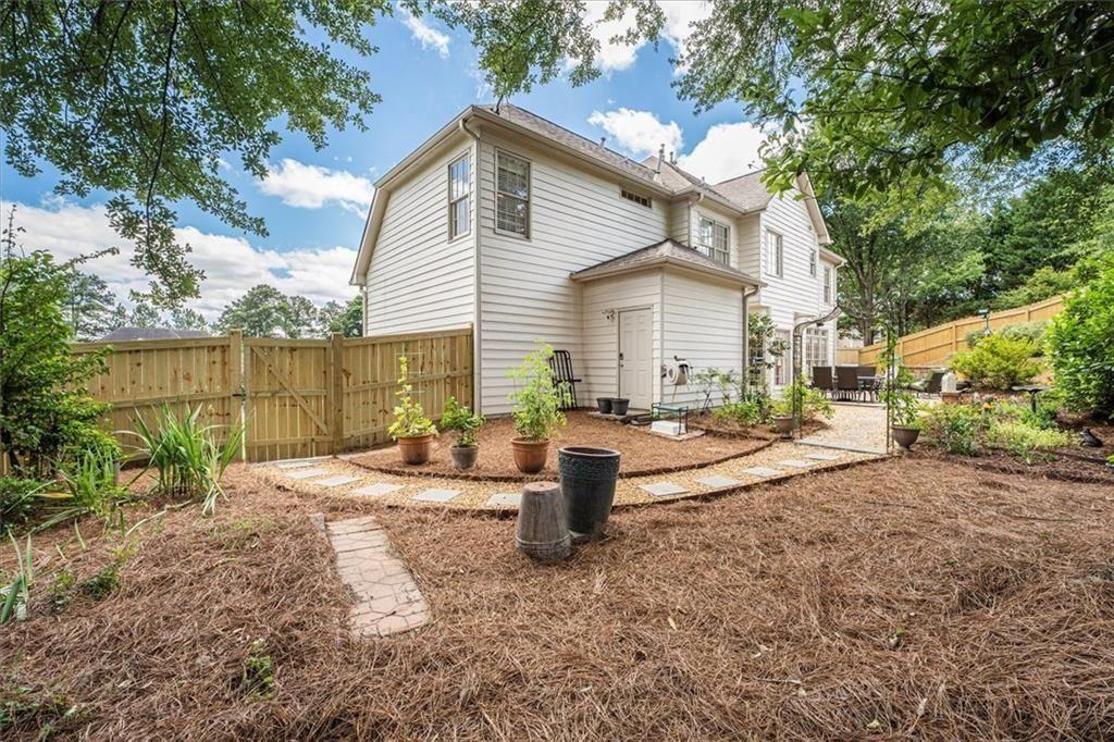 280 Lirac Court
