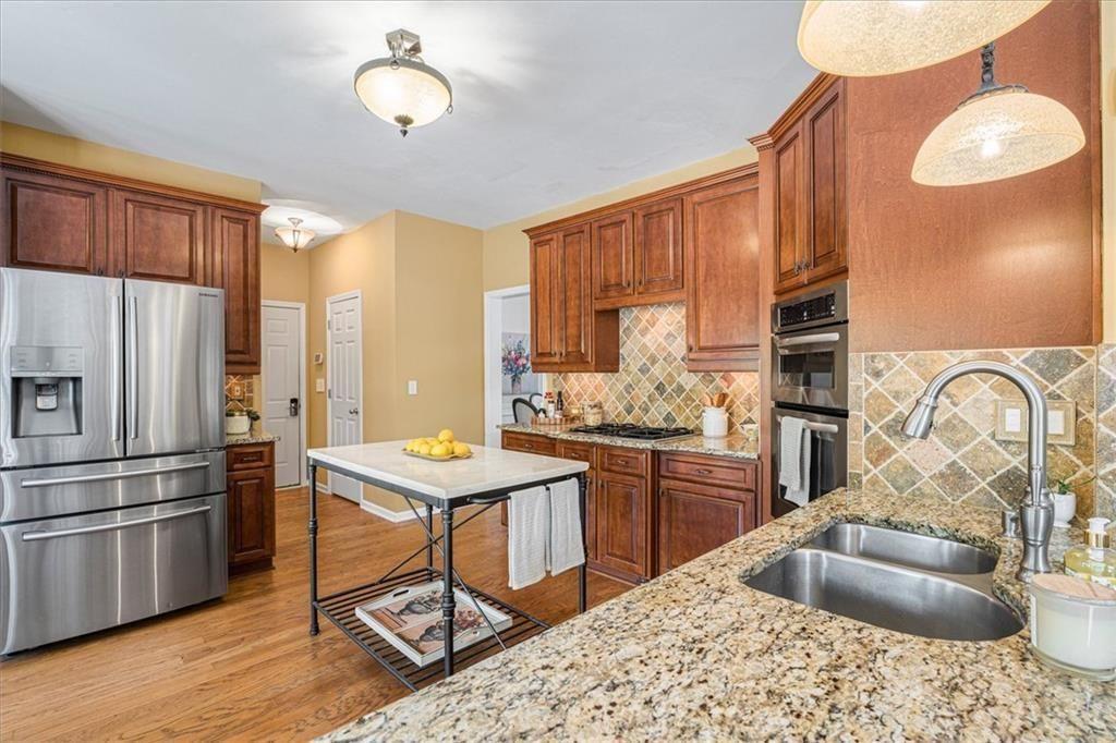 280 Lirac Court