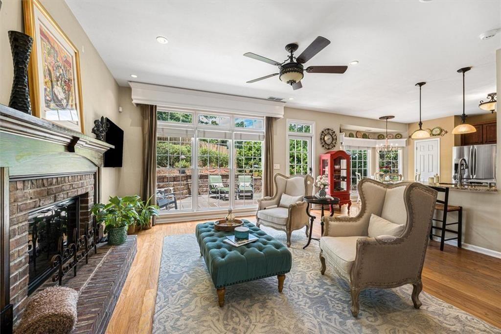 280 Lirac Court