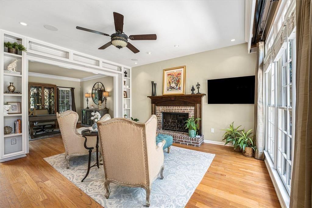 280 Lirac Court