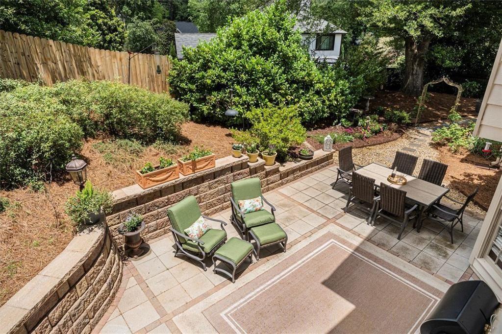 280 Lirac Court