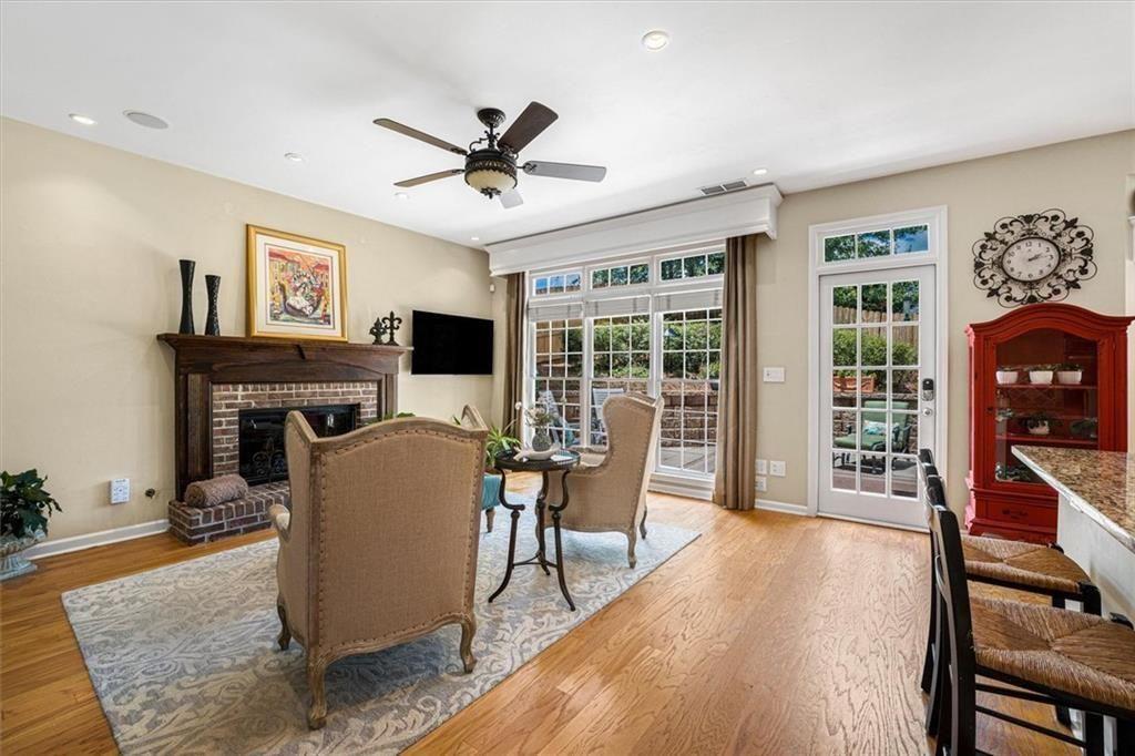 280 Lirac Court