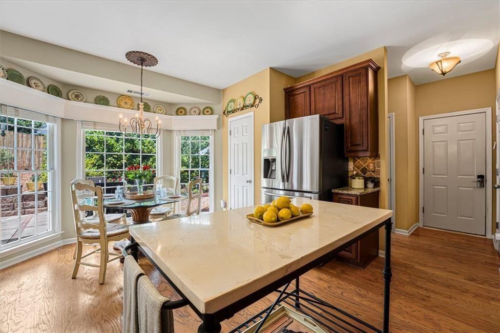 280 Lirac Court