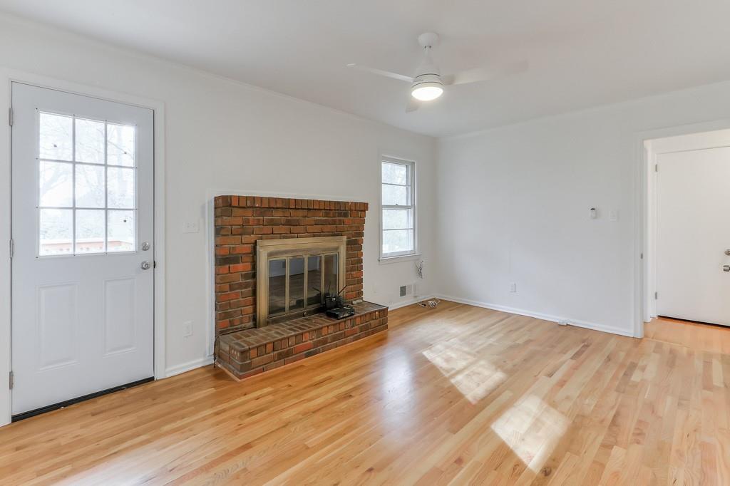 1055 Tuxedo Drive
