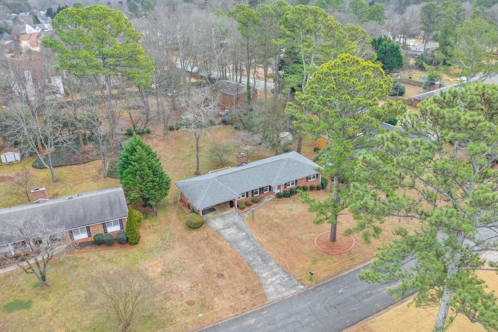 1055 Tuxedo Drive