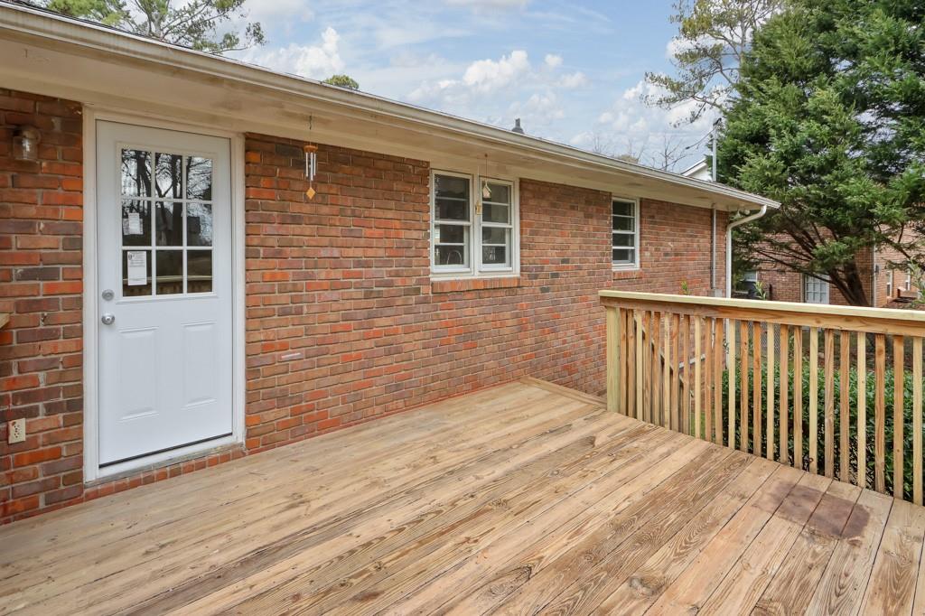 1055 Tuxedo Drive