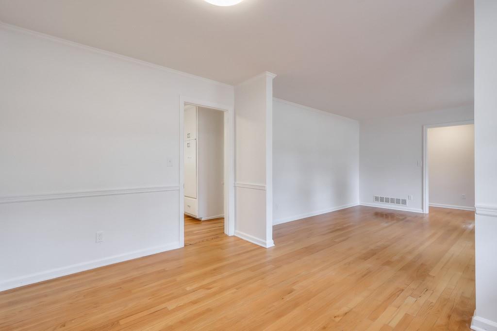 1055 Tuxedo Drive