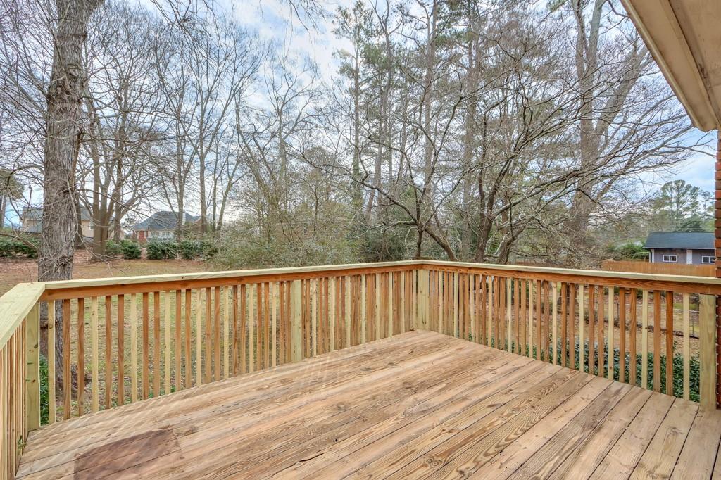 1055 Tuxedo Drive