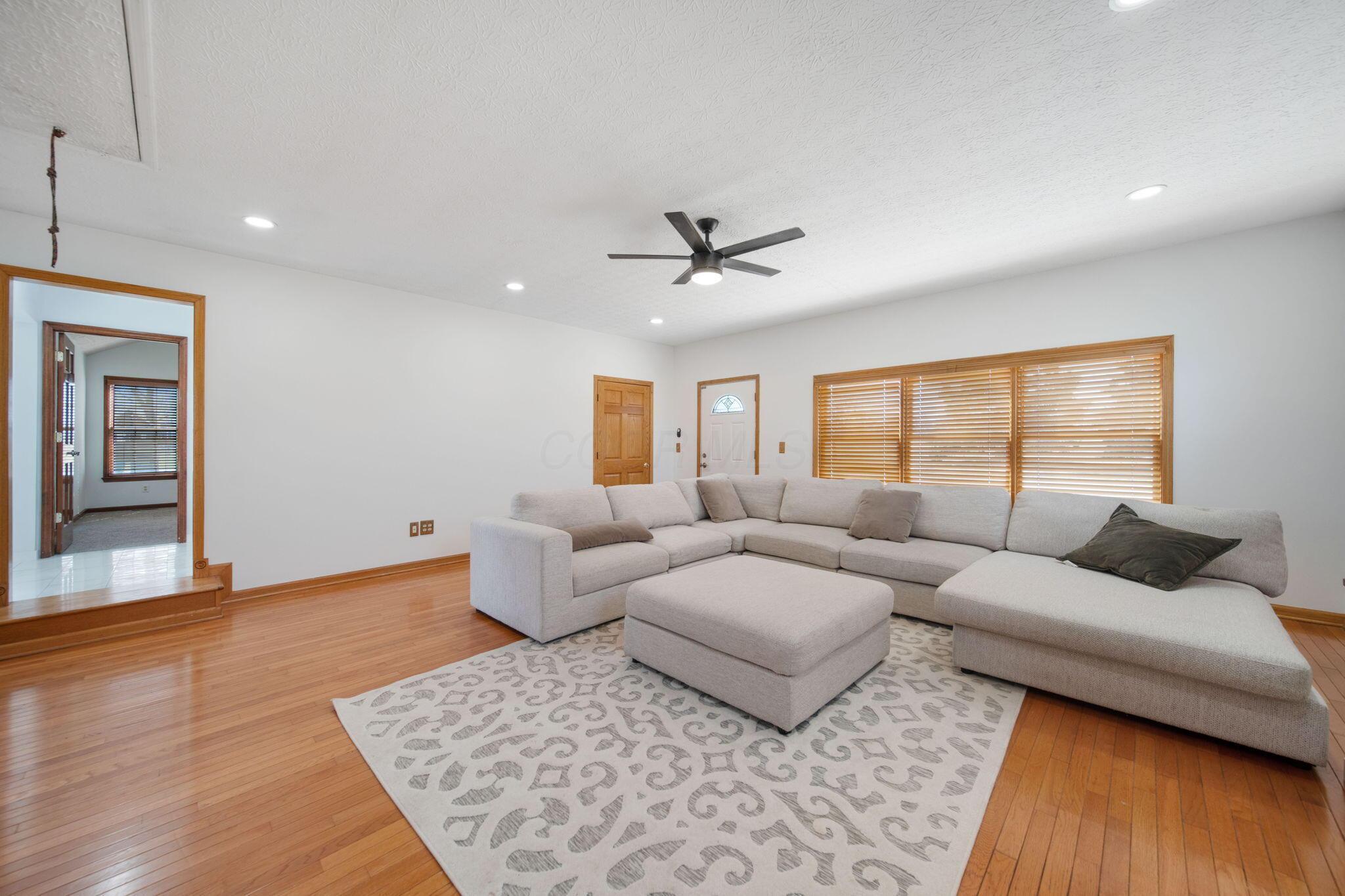 5583 Durrett Road