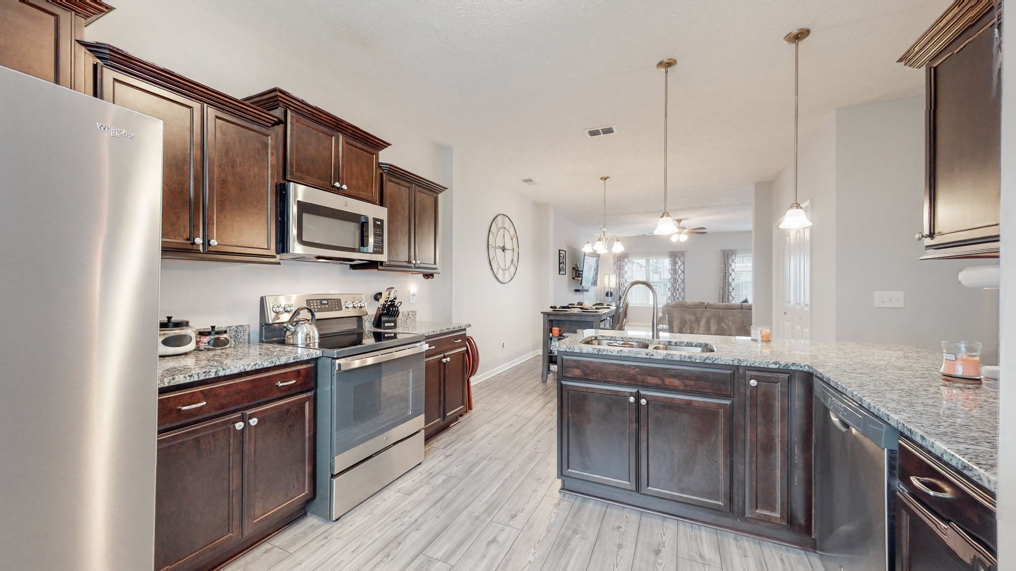 324 Jerry Butler Dr