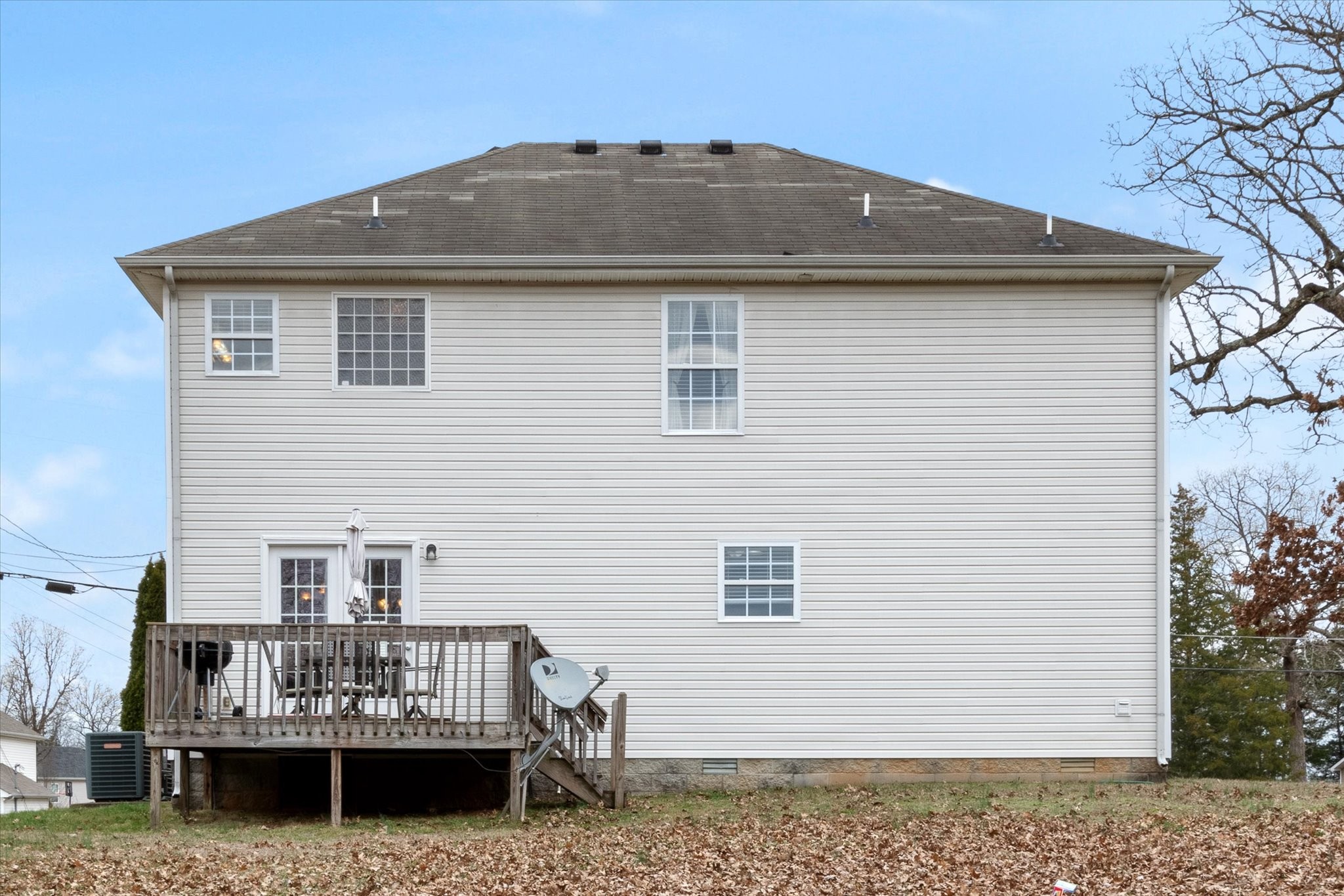 127 Cataract Dr