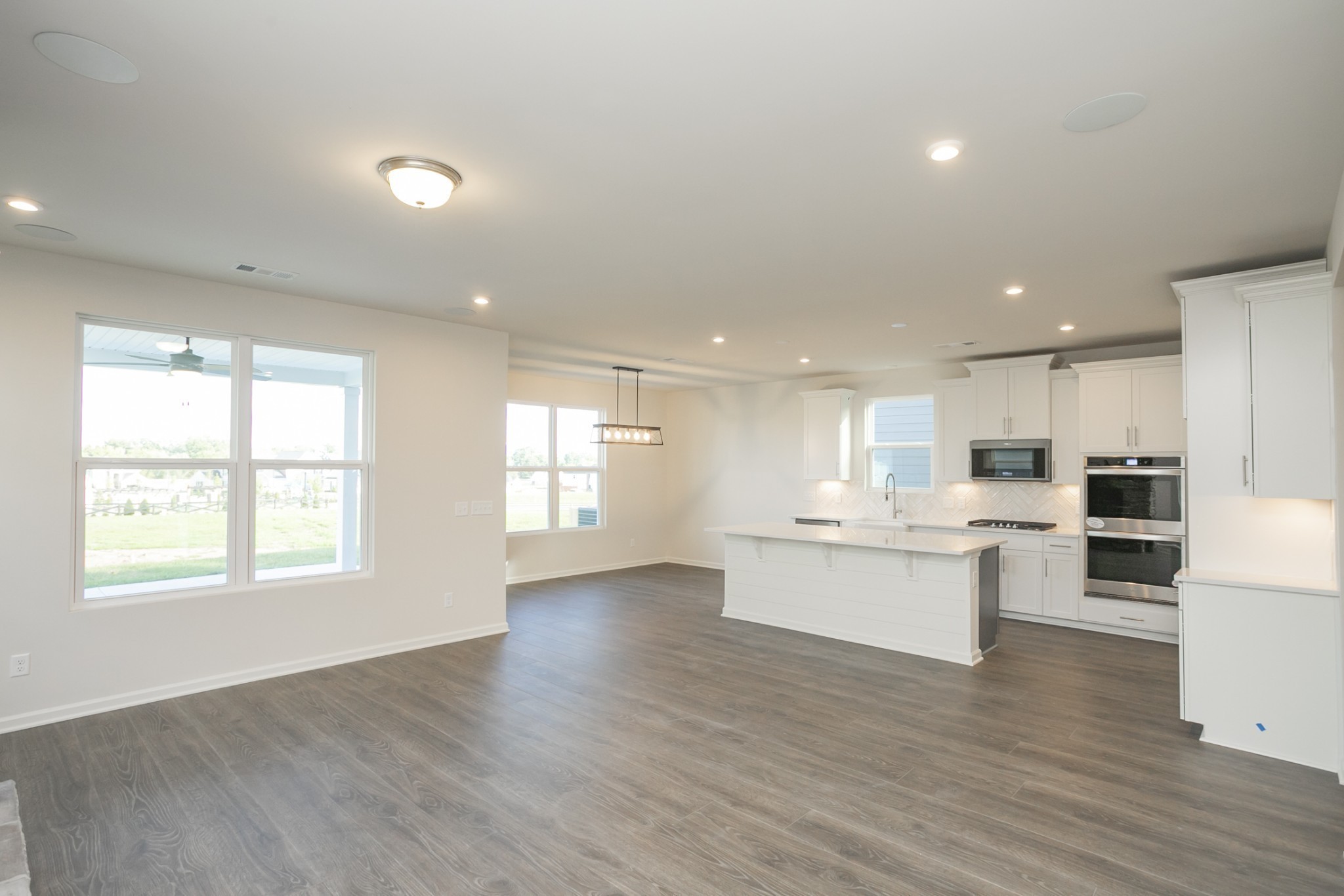 1312 Harmony Hill Lane