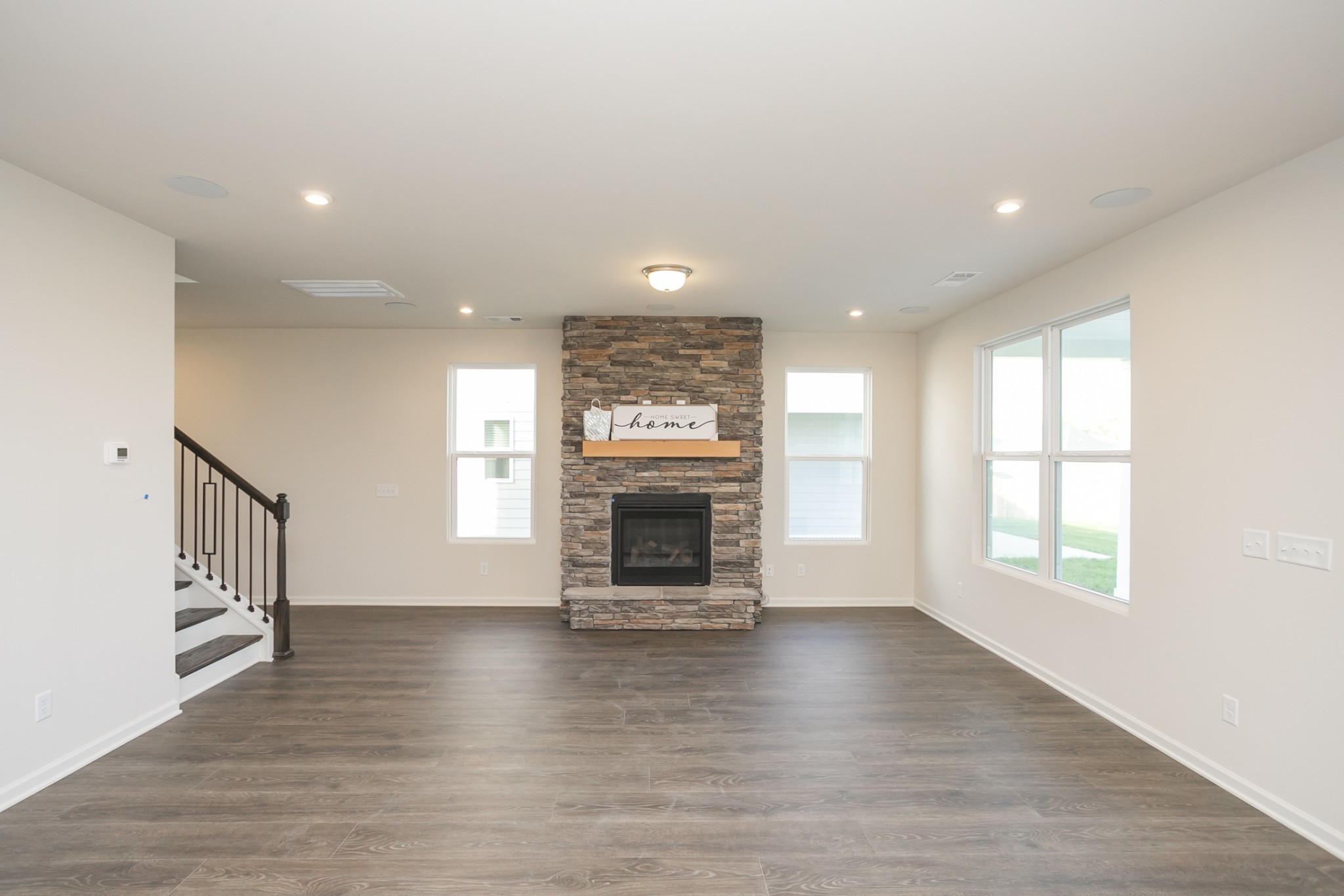 1312 Harmony Hill Lane