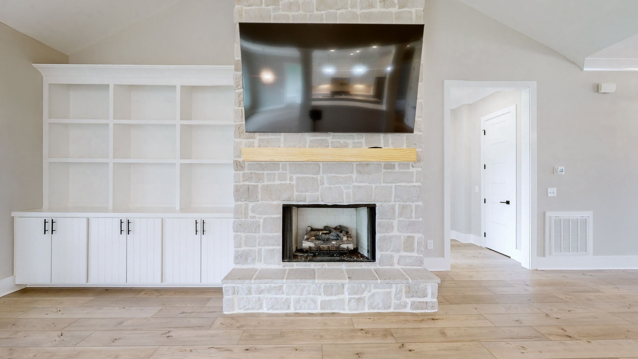 165 Kathryn Adele Ln