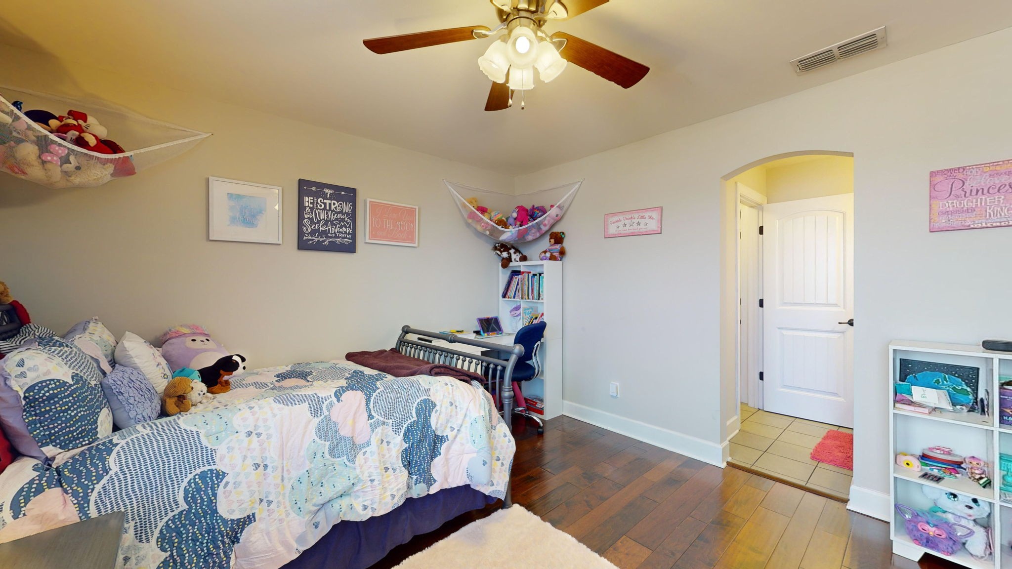 4990 Napoli Dr
