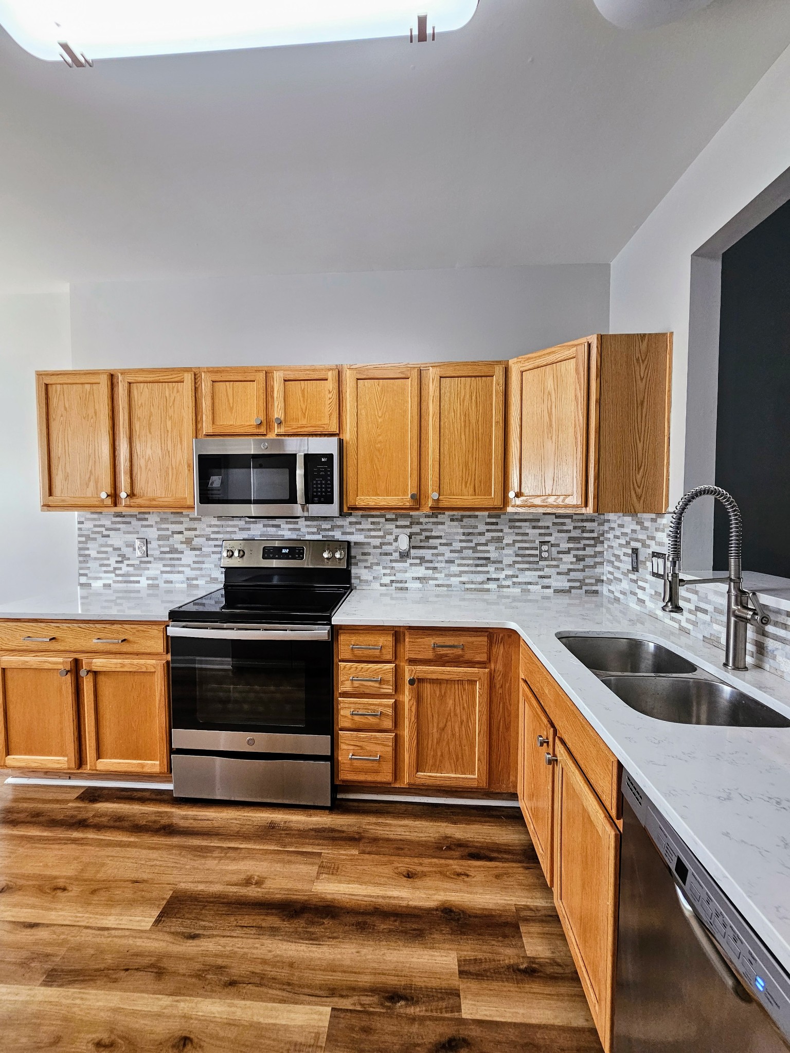 3401 Anderson Rd Unit: 73