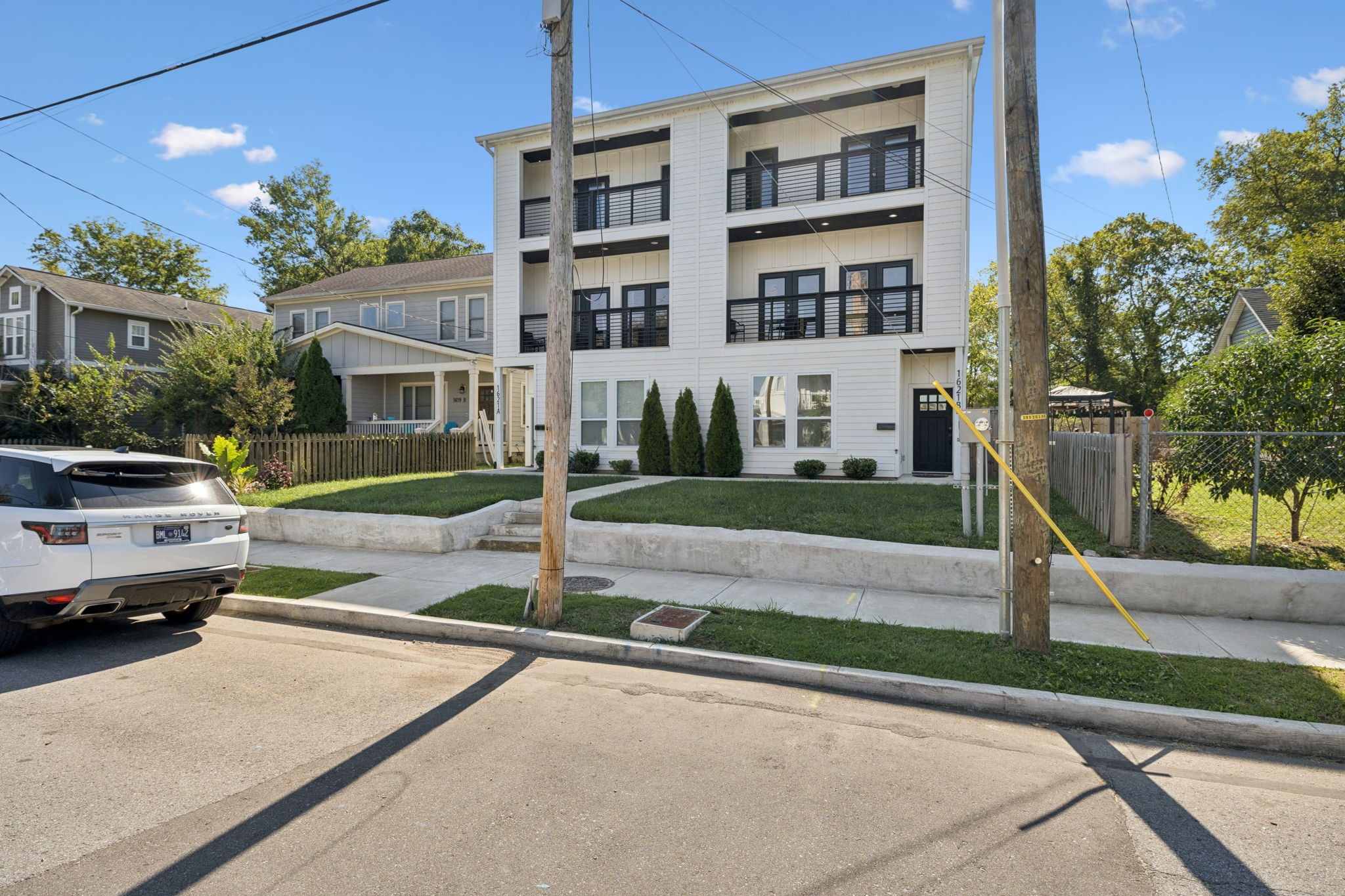 1621 9th Ave, N Unit: B