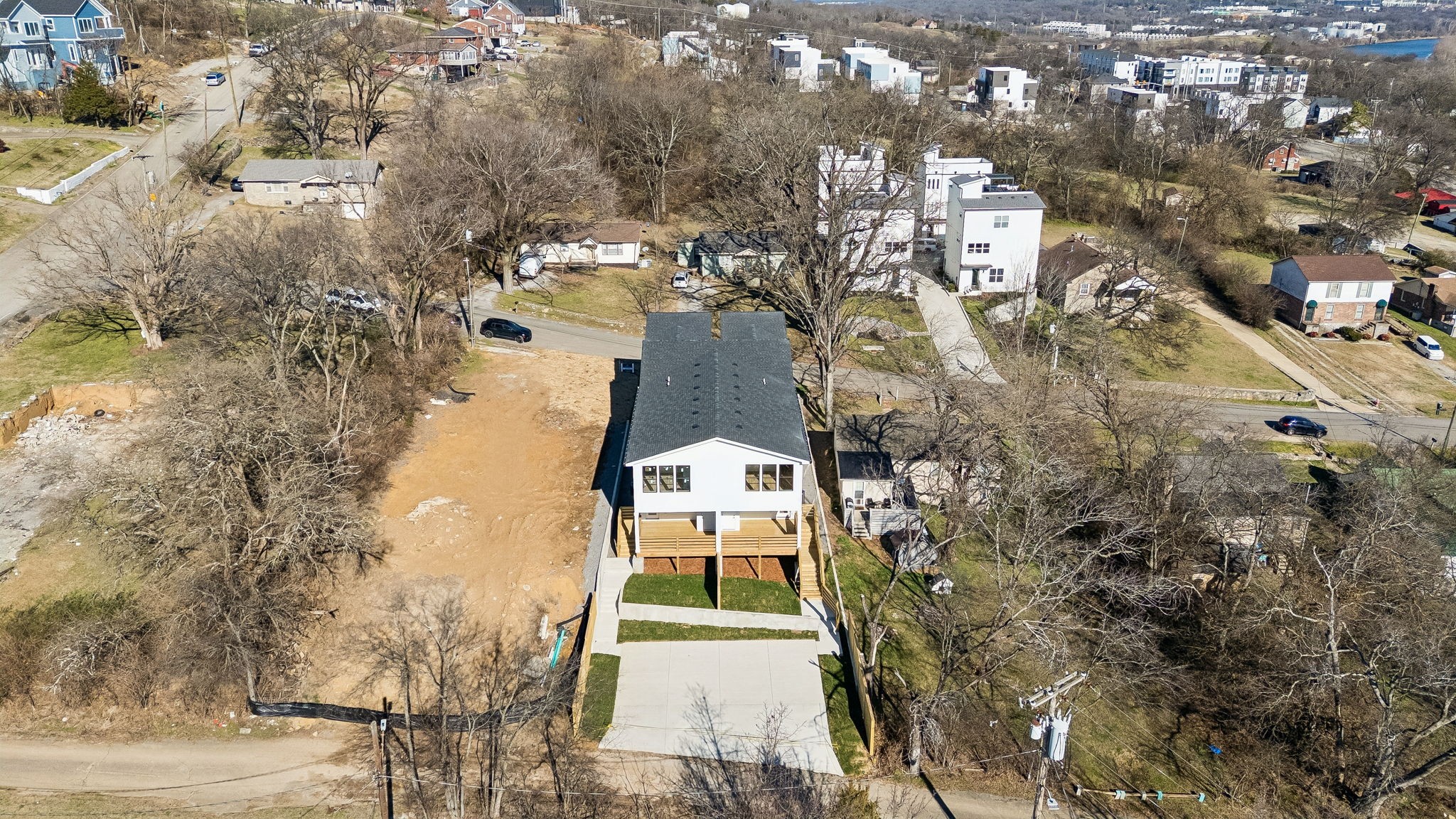 3213 Resha Ln Unit: A