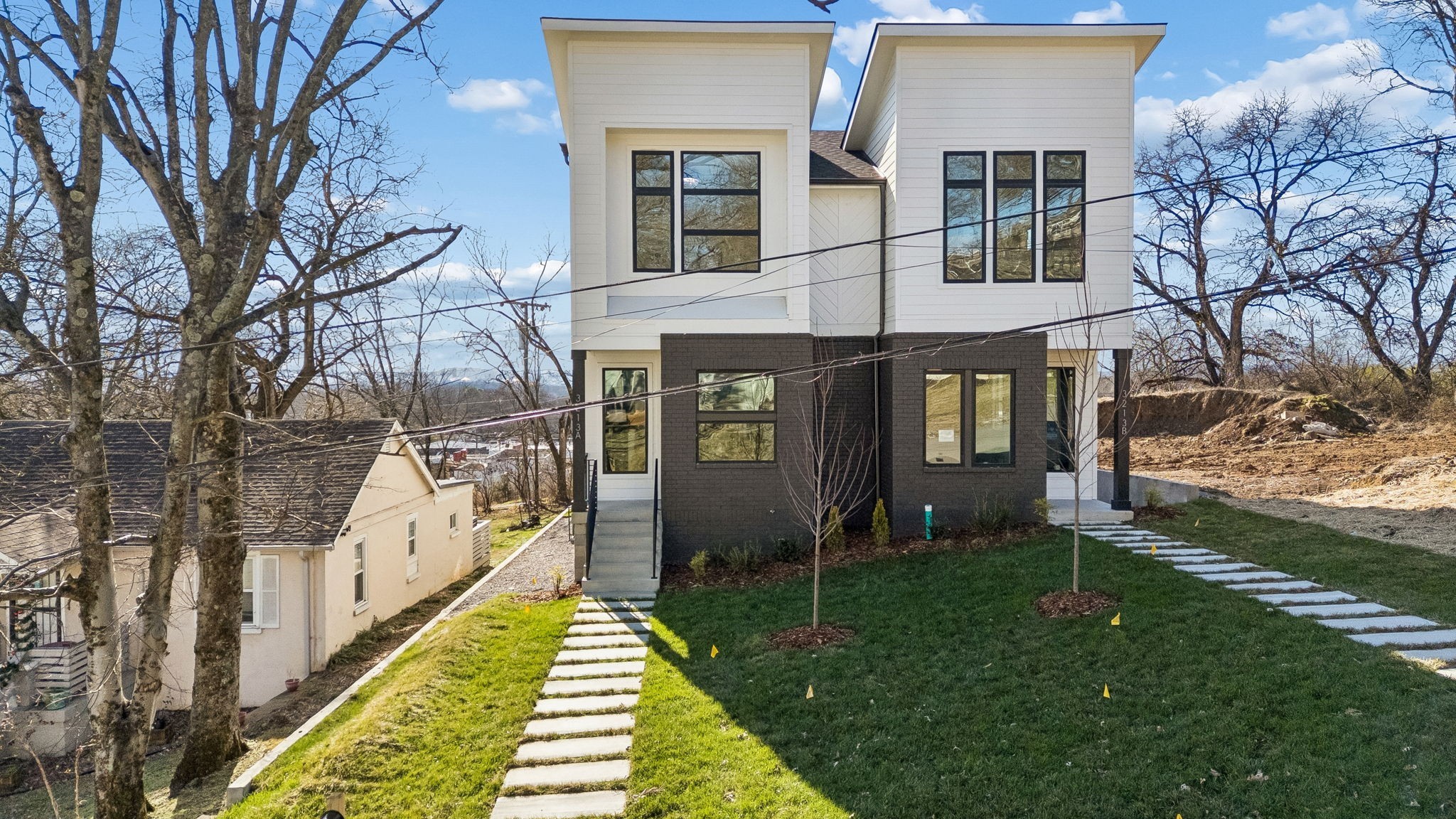 3213 Resha Ln Unit: A