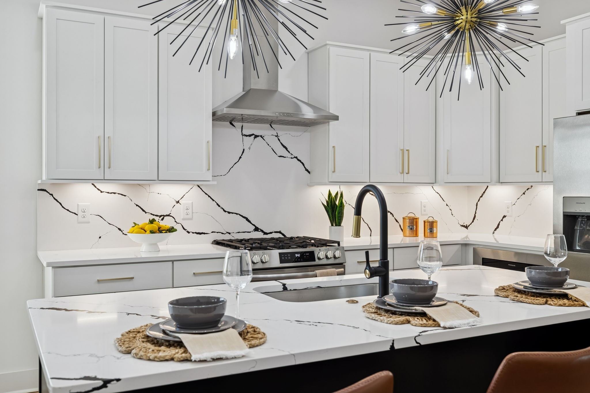 3213 Resha Ln Unit: A