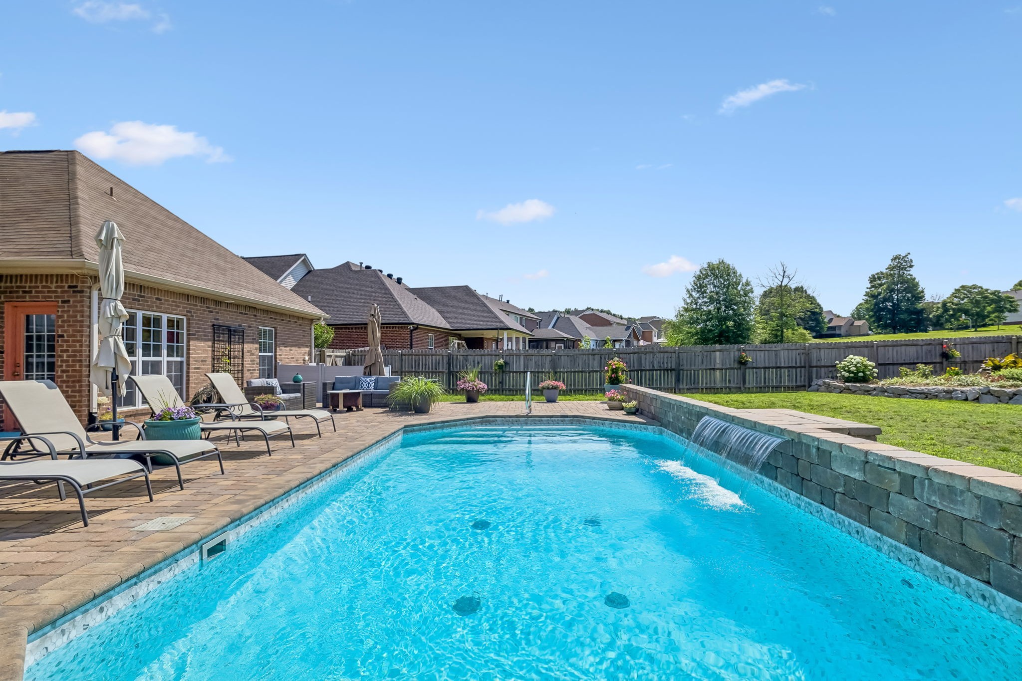 137 Normandy Dr