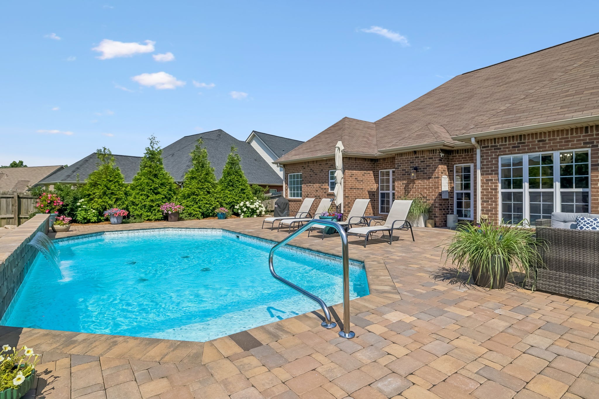 137 Normandy Dr