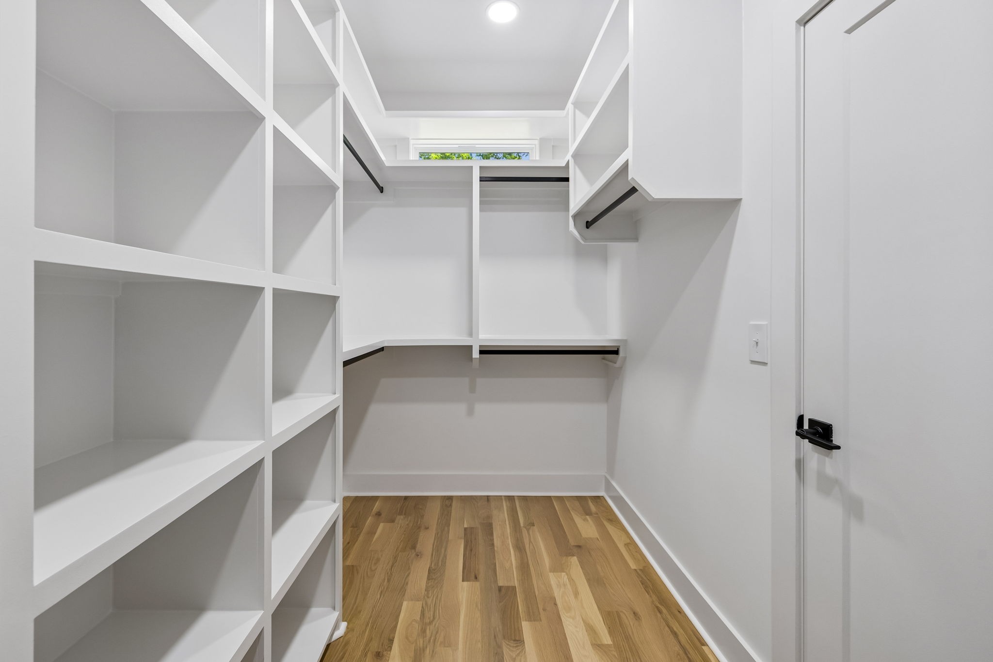 3213 Resha Ln Unit: B