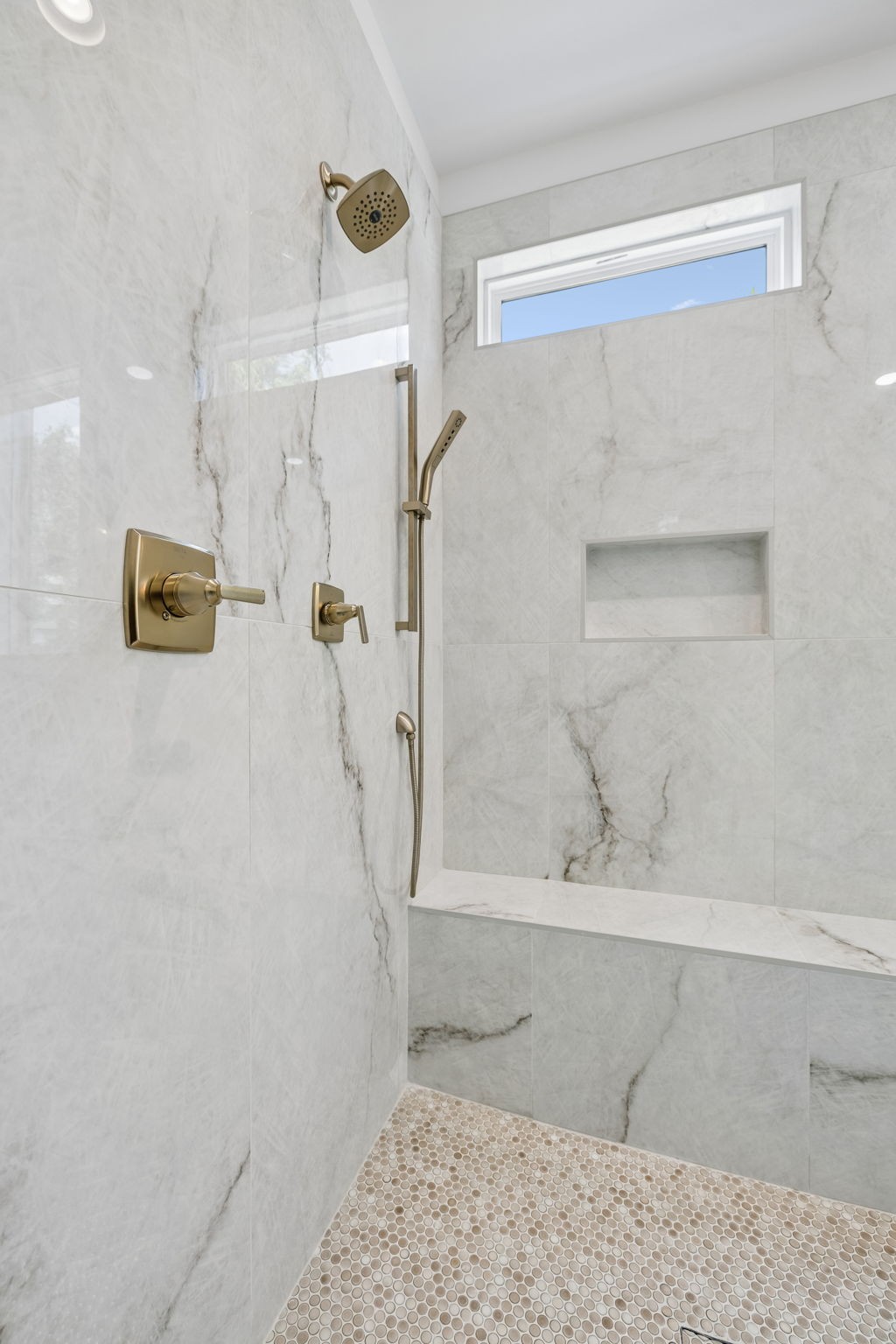 3213 Resha Ln Unit: B