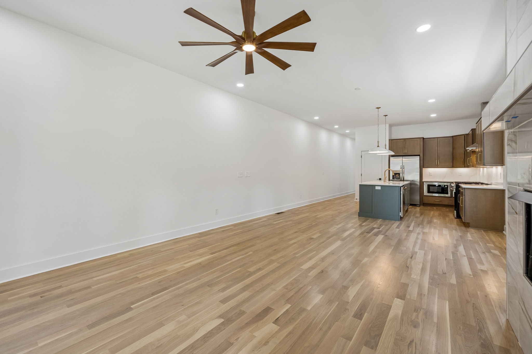 3213 Resha Ln Unit: B