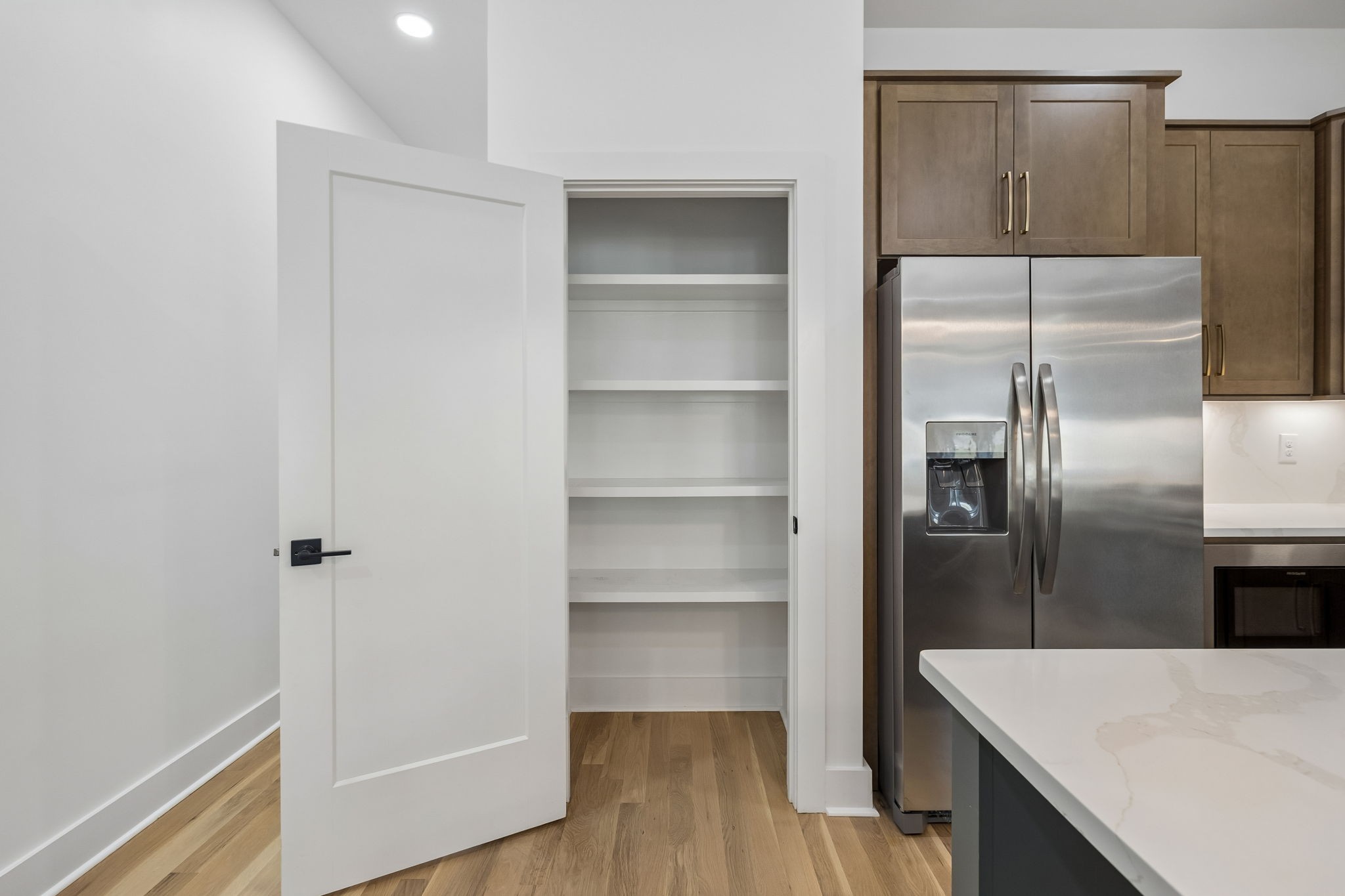 3213 Resha Ln Unit: B