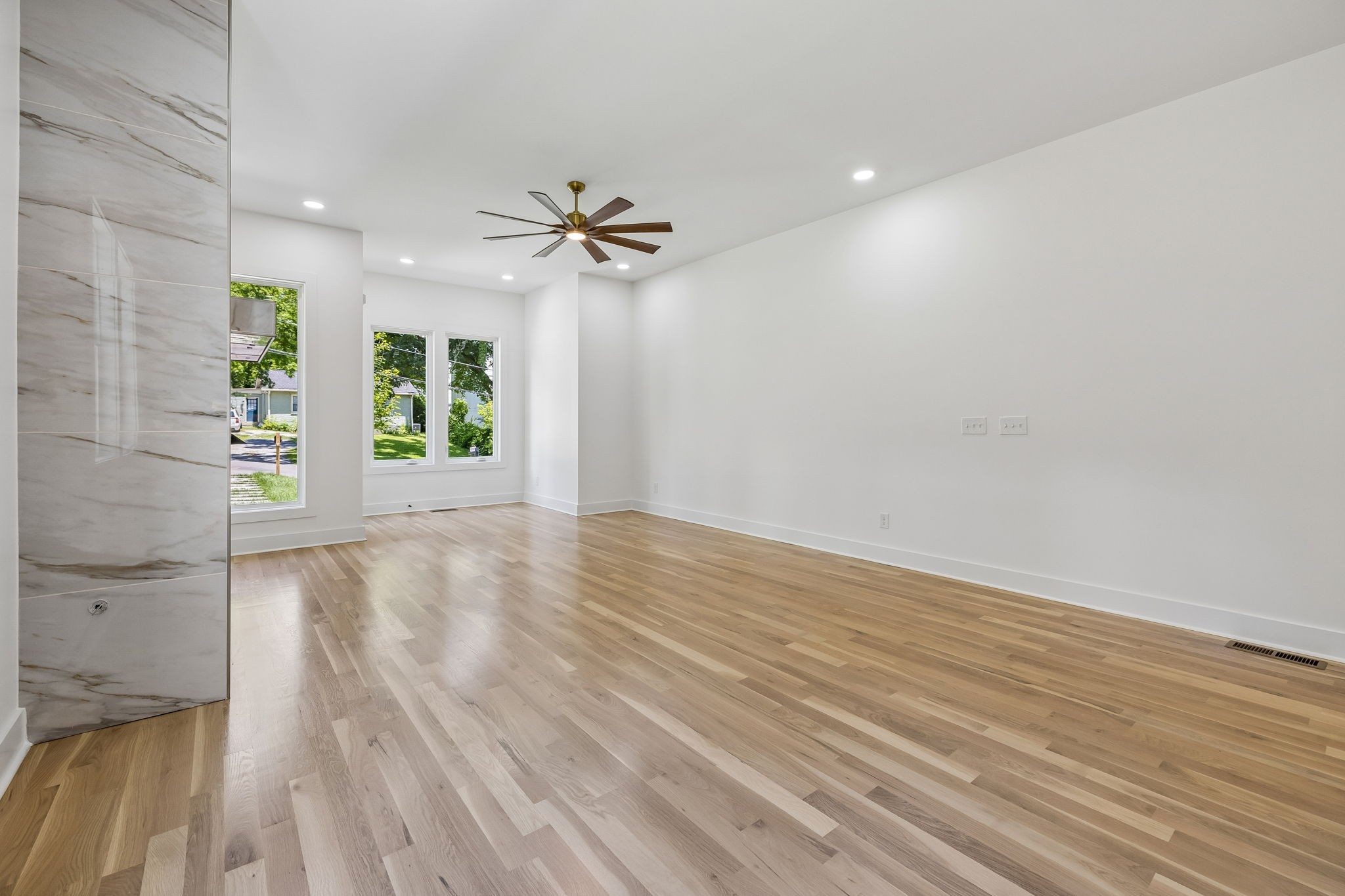 3213 Resha Ln Unit: B