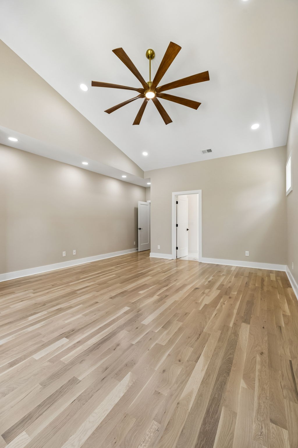 3213 Resha Ln Unit: B