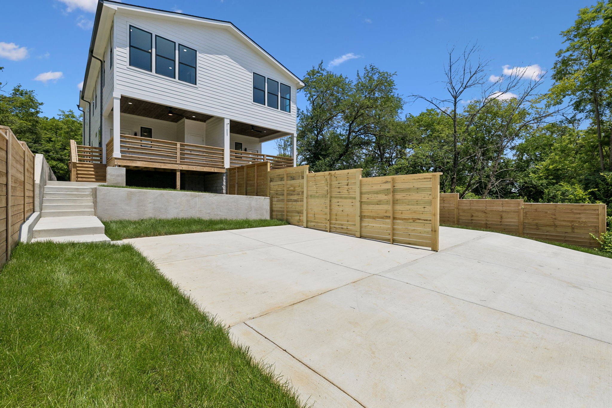 3213 Resha Ln Unit: B