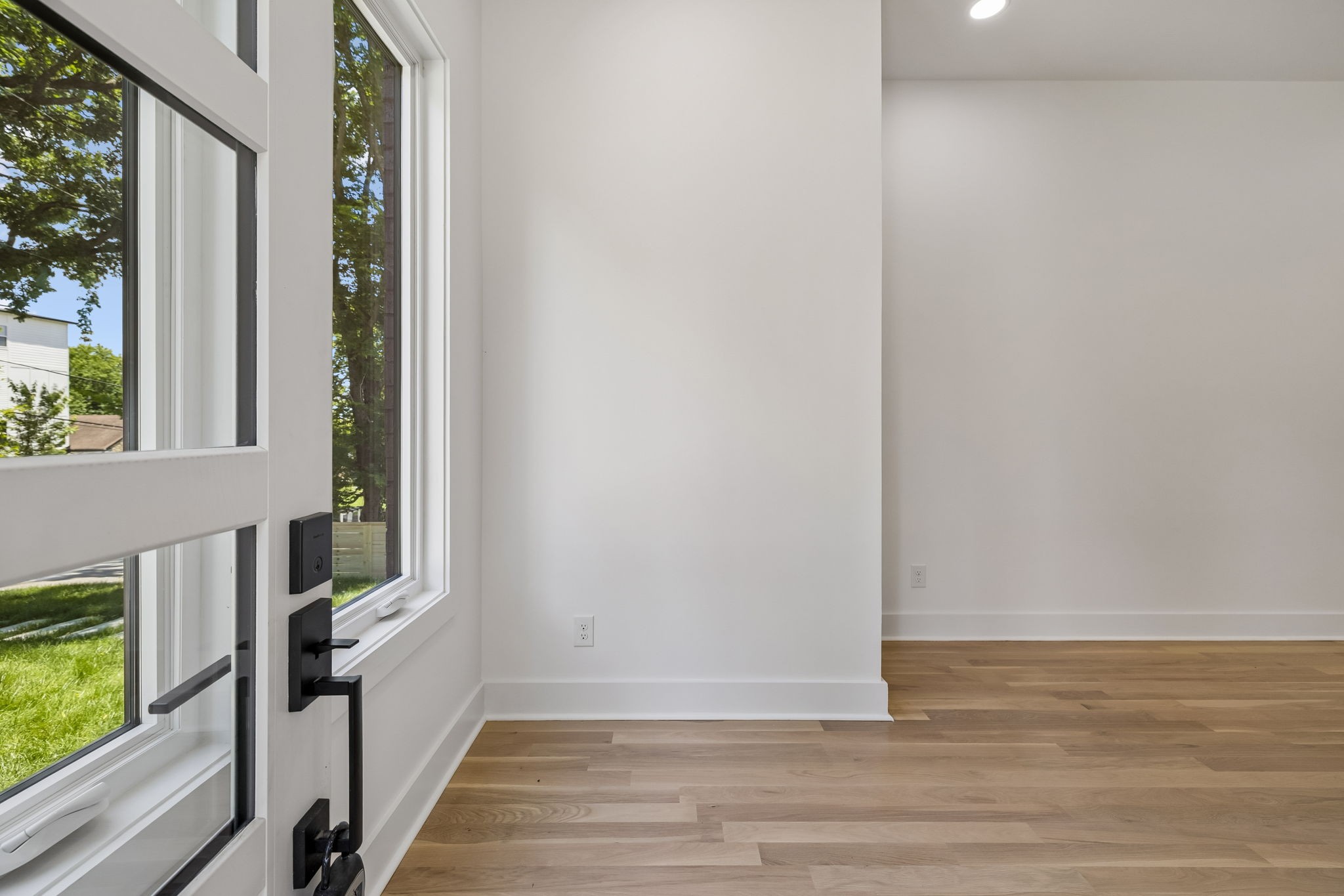 3213 Resha Ln Unit: B