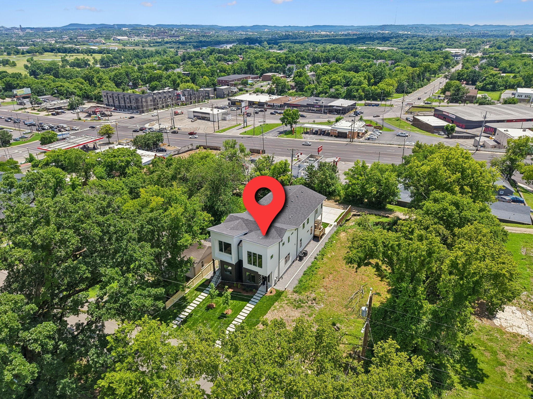 3213 Resha Ln Unit: B