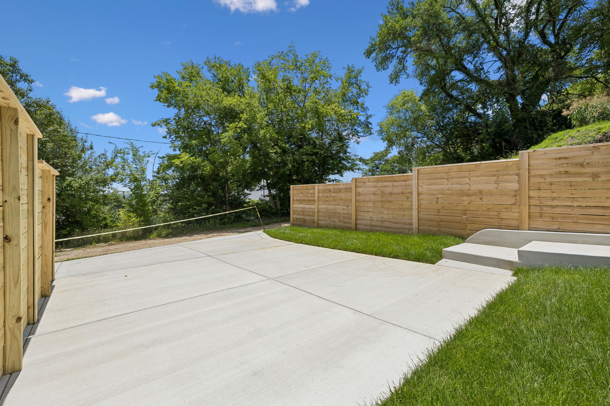 3213 Resha Ln Unit: B
