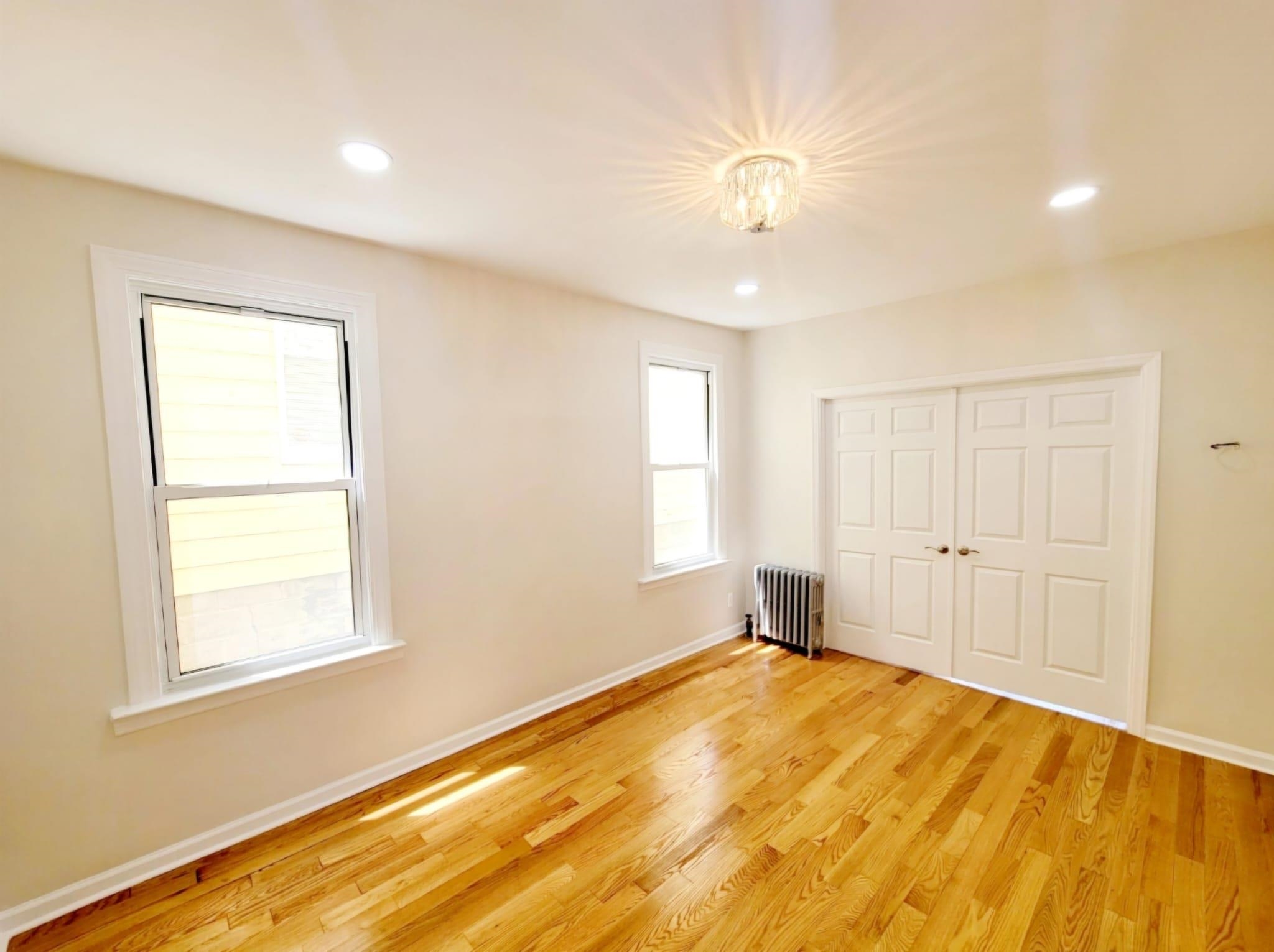 320 COLUMBIA AVE Unit: 1