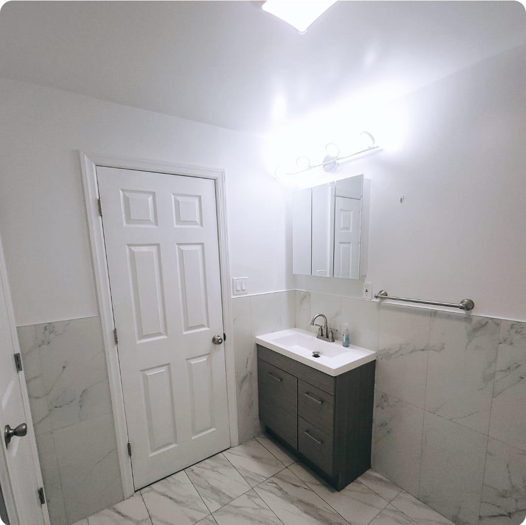 320 COLUMBIA AVE Unit: 1