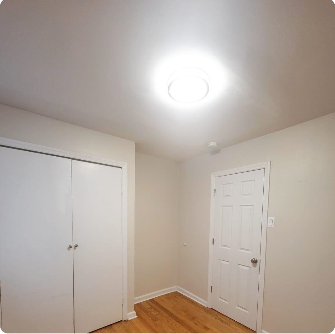 320 COLUMBIA AVE Unit: 1