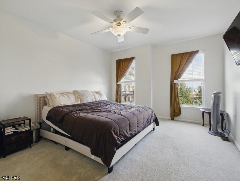 1007 Cunningham Ct 1007